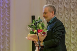 Вениамин Смехов пришел со стихами в Белый зал Вениамин Смехов пришел со стихами в Белый зал