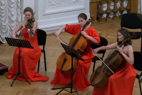 Веселые классики