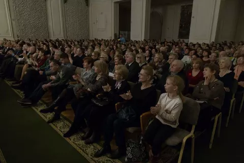 Новогодний концерт «Брызги шампанского»