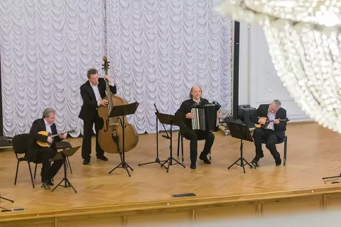 Терем-квартет. Вечная любовь