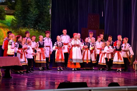 «Держитесь, деточки, духа высокого». Концерт к 15-летию фольклорного ансамбля «Канарейка»