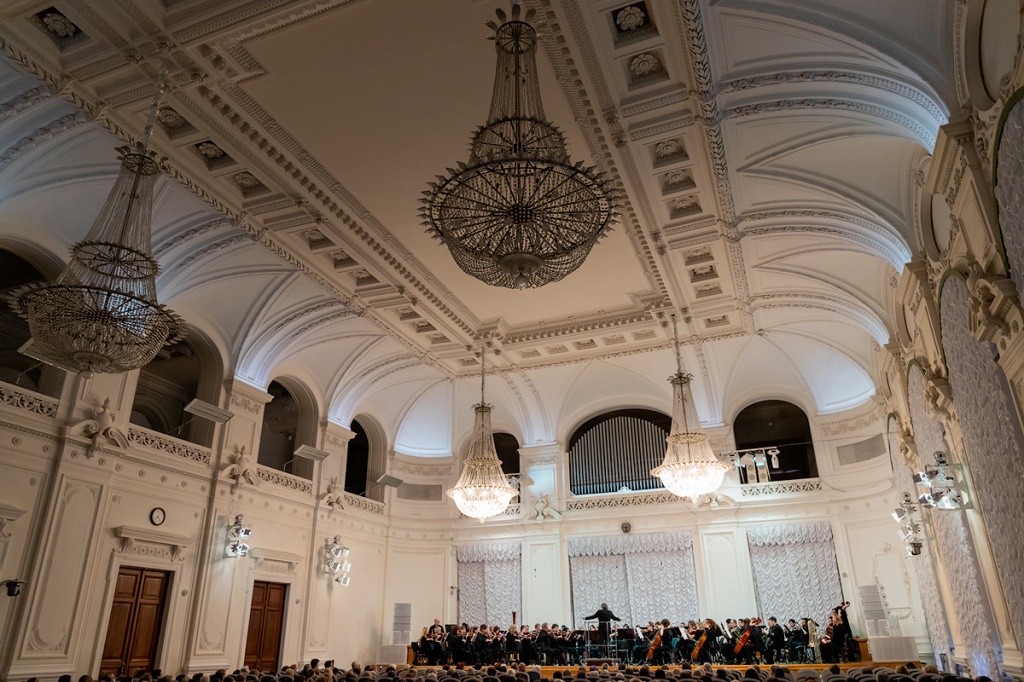 Оркестр «Классика» дал концерт памяти Даниила Гранина