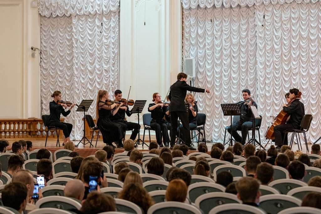На лекциях в Политехе звучит классическая музыка На лекциях в Политехе звучит классическая музыка